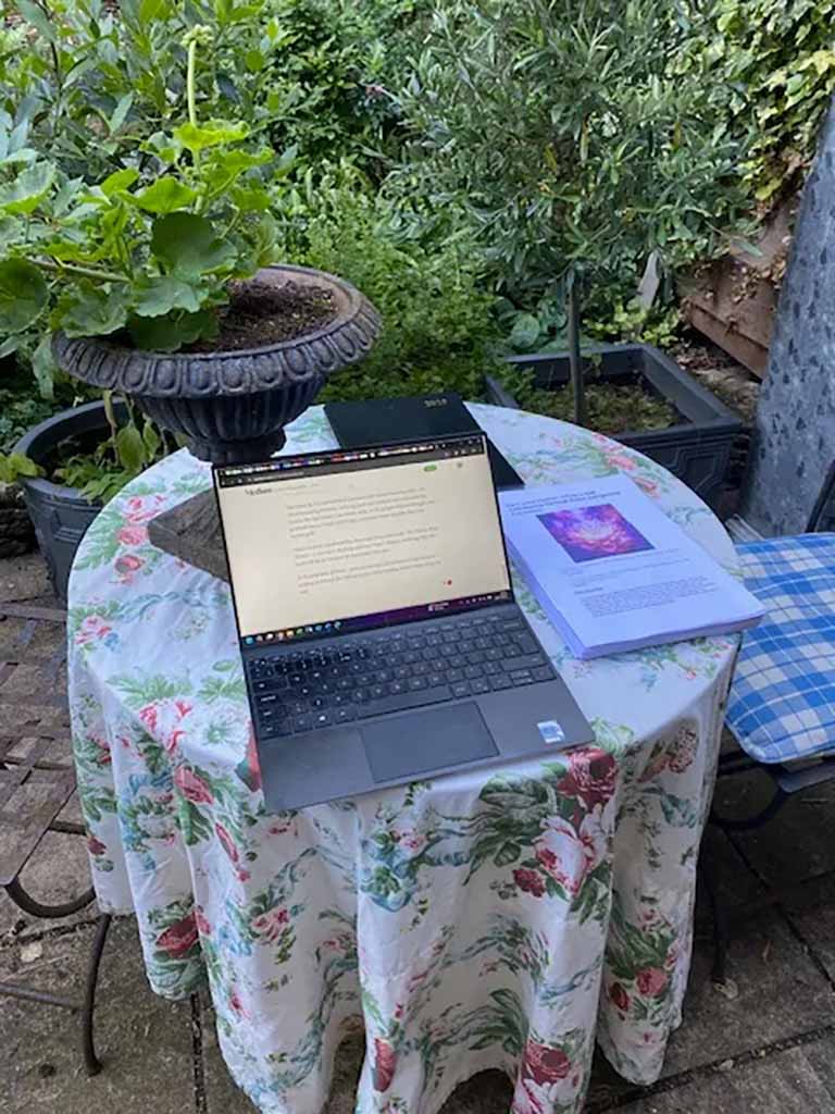 Pippa White Editing Her New Book